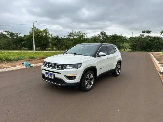 Carro Jeep Compass 2018 2.0 Limited (Aut) (Flex)