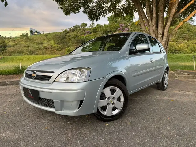 Carro Chevrolet Corsa Hatch 2010 Premium 1.4 (Flex)