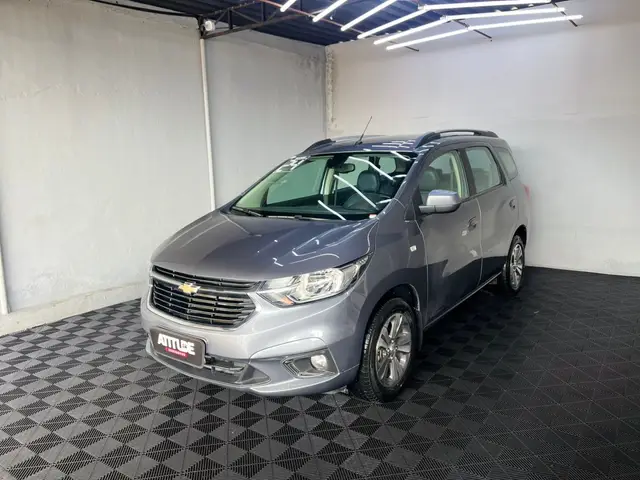 Carro Chevrolet Spin 2024 Premier 1.8 (Aut.)
