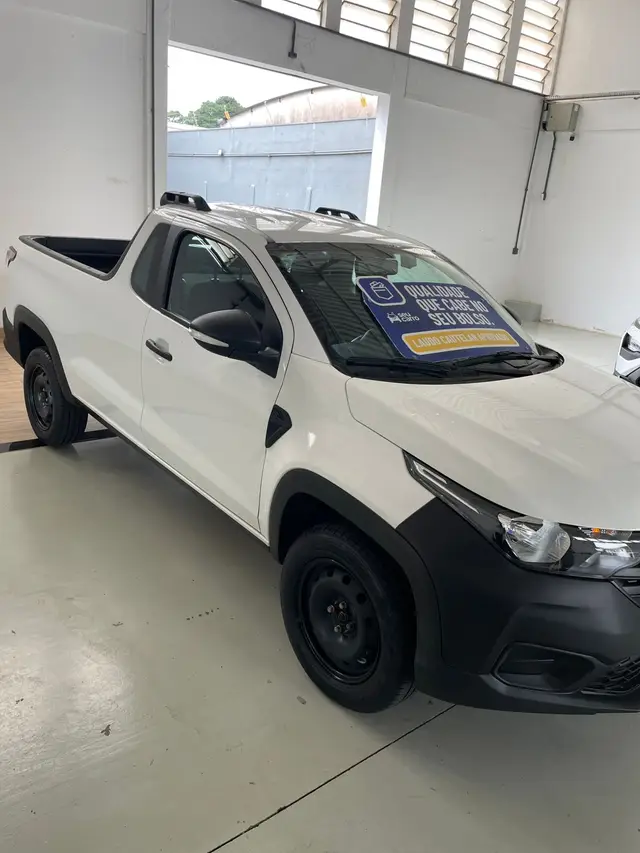 Carro Fiat Strada 2025 Endurance 1.3 Flex 8V CS