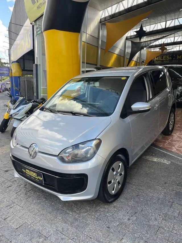 Carro Volkswagen Up! 2015 1.0 12v E-Flex move up! 4p