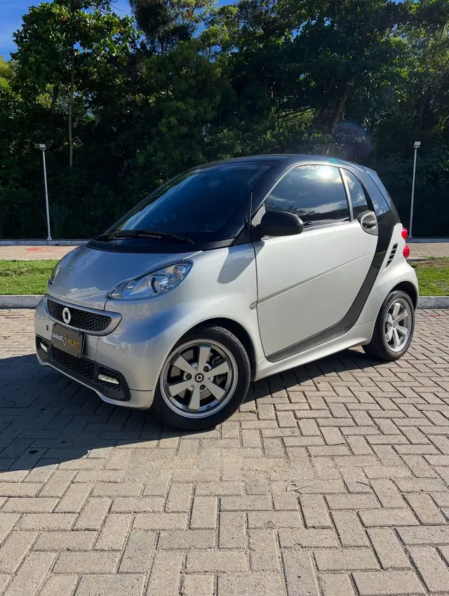 Carro Smart Fortwo Coupe 2015 fortwo 1.0 Turbo Coupé