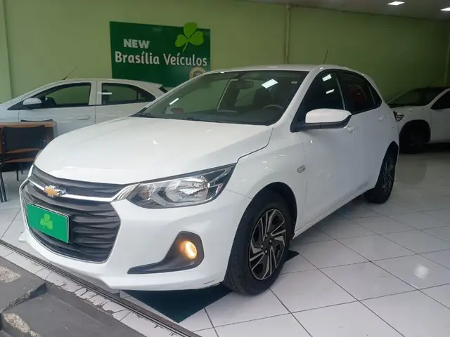 Carro Chevrolet Onix 2025 LT 1.0