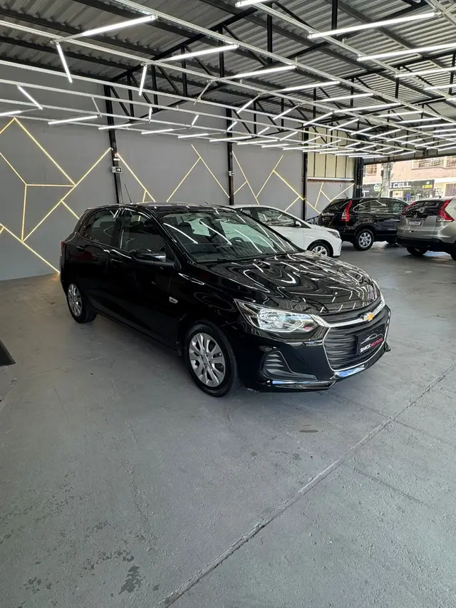 Carro Chevrolet Onix 2021 LT 1.0 II (Flex)