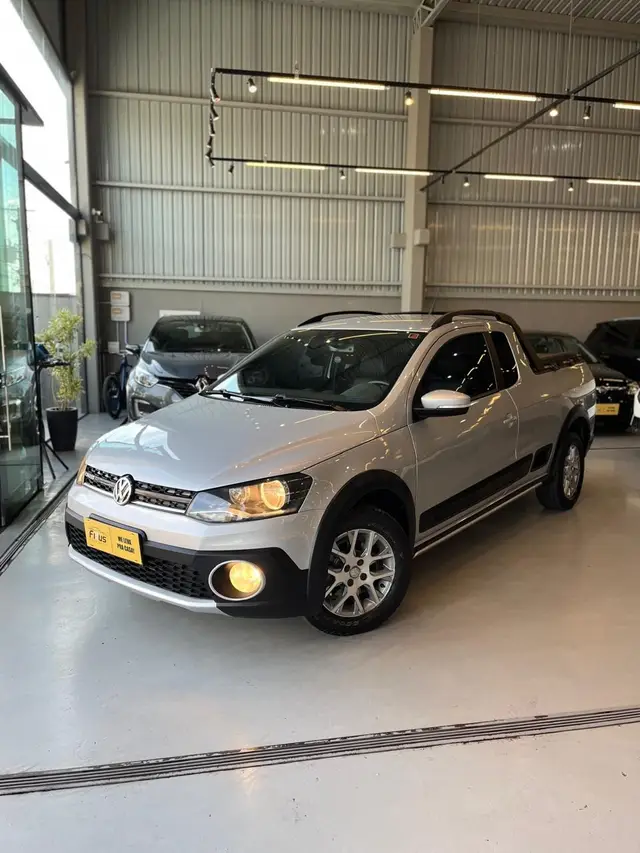 Carro Volkswagen Saveiro 2016 Cross 1.6 16v MSI CE (Flex)
