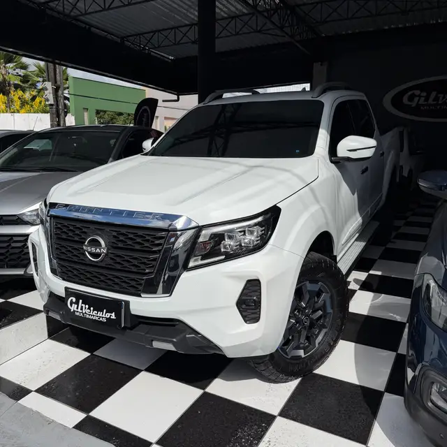Carro Nissan Frontier 2024 XE 2.3 Turbo 4x4