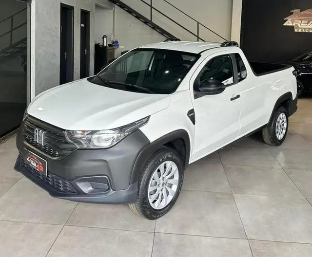 Carro Fiat Strada 2023 Endurance 1.4 Cabine Plus (Flex)