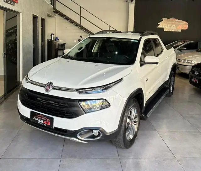 Carro Fiat Toro 2019 2.0 TDI Freedom Auto 4WD (Diesel)
