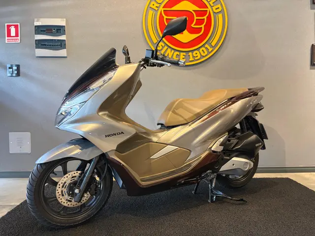 Moto Honda PCX 150 2022 DLX