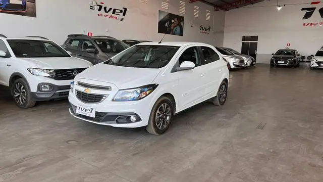 Carro Chevrolet Onix 2016 1.4 LTZ SPE/4