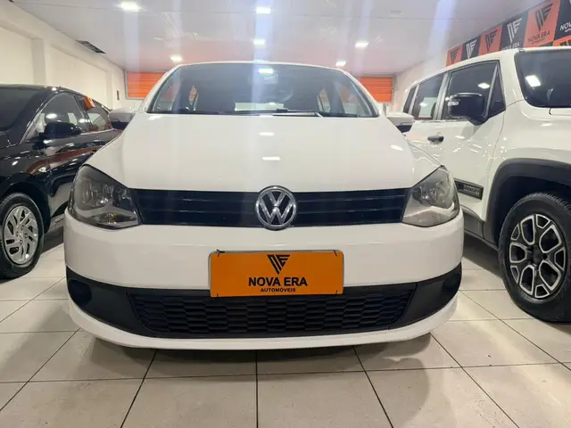 Carro Volkswagen Fox 2013 1.0 TEC (Flex) 4p