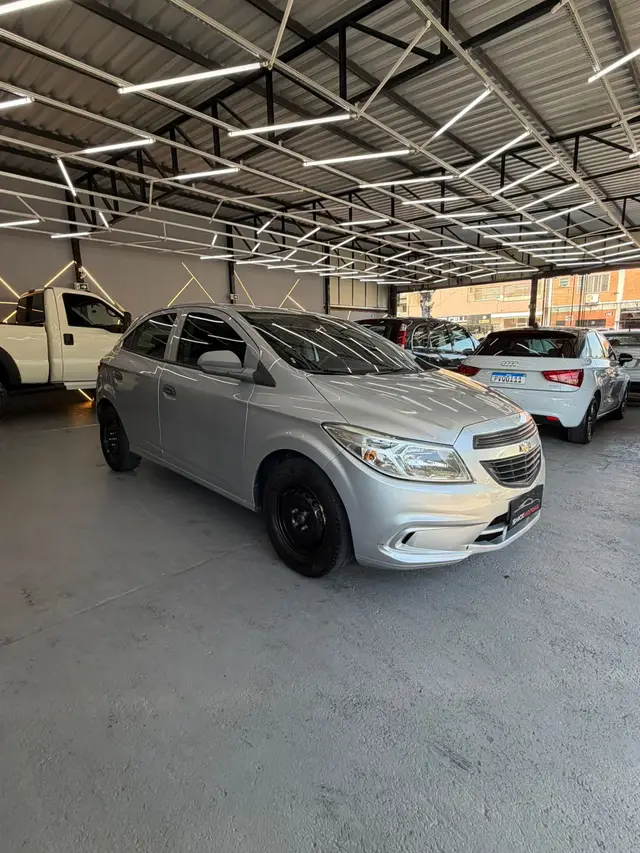 Carro Chevrolet Onix 2018 1.0 Joy SPE/4