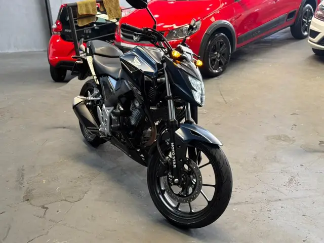 Moto Honda CB 300F Twister 2025 (ABS)