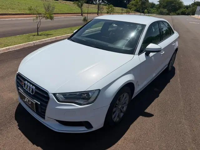 Carro Audi A3 2016 1.4 TFSI Attraction Tiptronic (Flex)