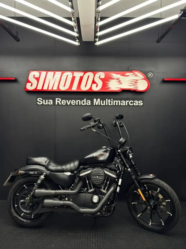 Moto Harley-Davidson Sportster XL 883 2017 XL 883N Iron