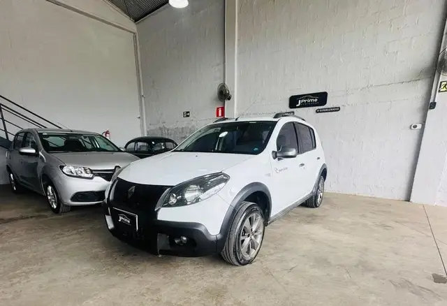 Carro Renault Sandero Stepway 2013 Rip Curl 1.6 16V (Flex)