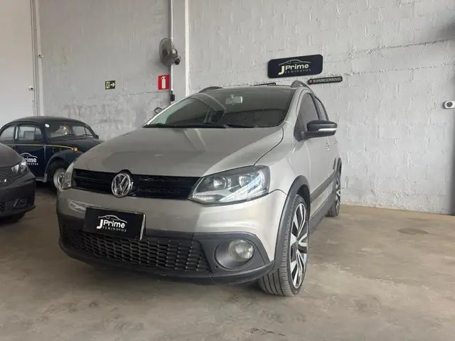 Carro Volkswagen CrossFox 2014 1.6 Mi Total Flex