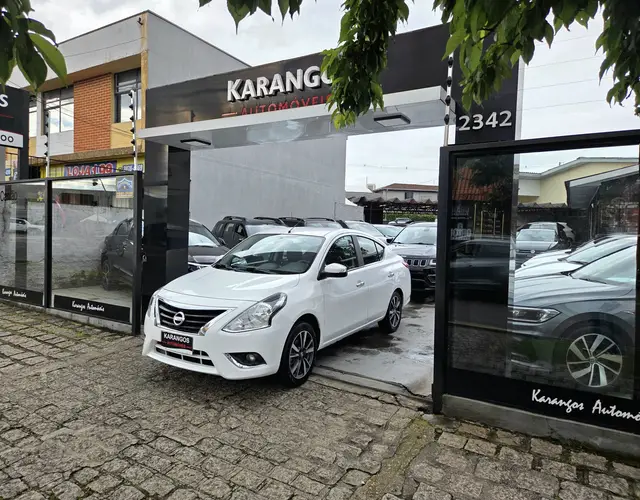 Carro Nissan Versa 2018 1.6 16V SL FlexStart (Flex)