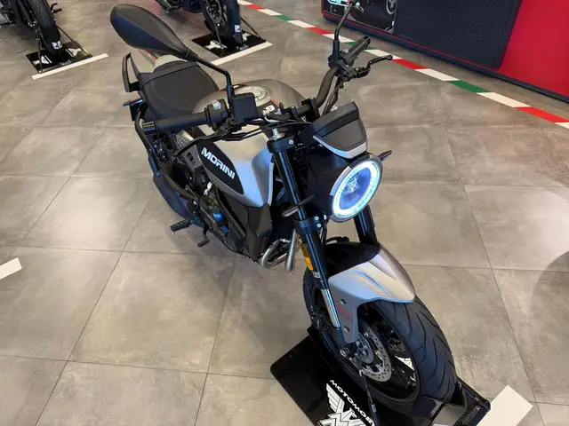 Moto Moto Morini Seimmezzo 2026 650 STR