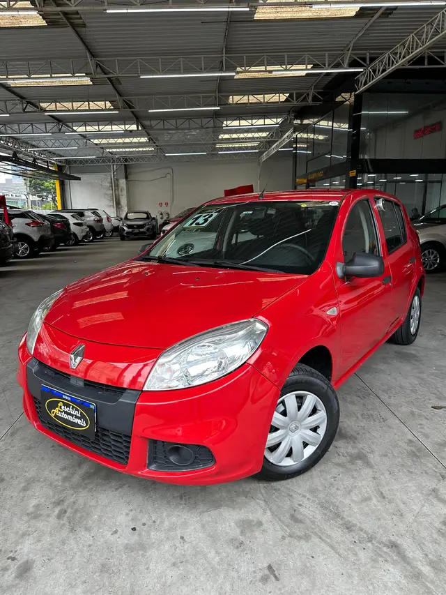 Carro Renault Sandero 2013 Authentique 1.0 16V (flex)