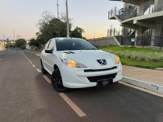 Carro Peugeot 207 2014 Blue Lion 1.4 Flex 8V 5p