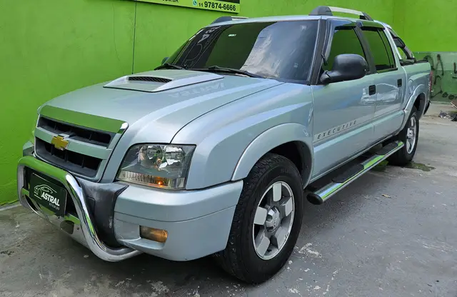 Carro Chevrolet S10 Cabine Dupla 2011 S10 Executive 4x2 2.4 (Flex) (Cab Dupla)