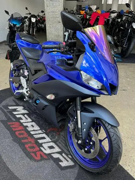 Moto Yamaha YZF R15 2023 ABS