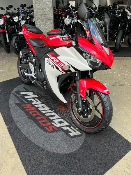 Moto Yamaha YZF R3 2016 (ABS)