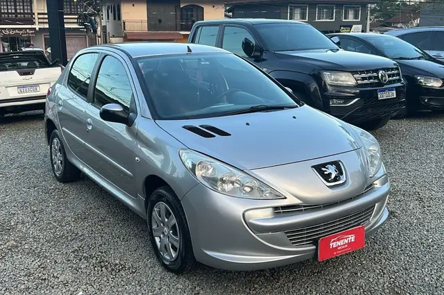 Carro Peugeot 207 2012 Hatch XR 1.4 8V (flex) 2p