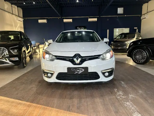 Carro Renault Fluence 2017 2.0 16V Privilege X-Tronic (Flex)