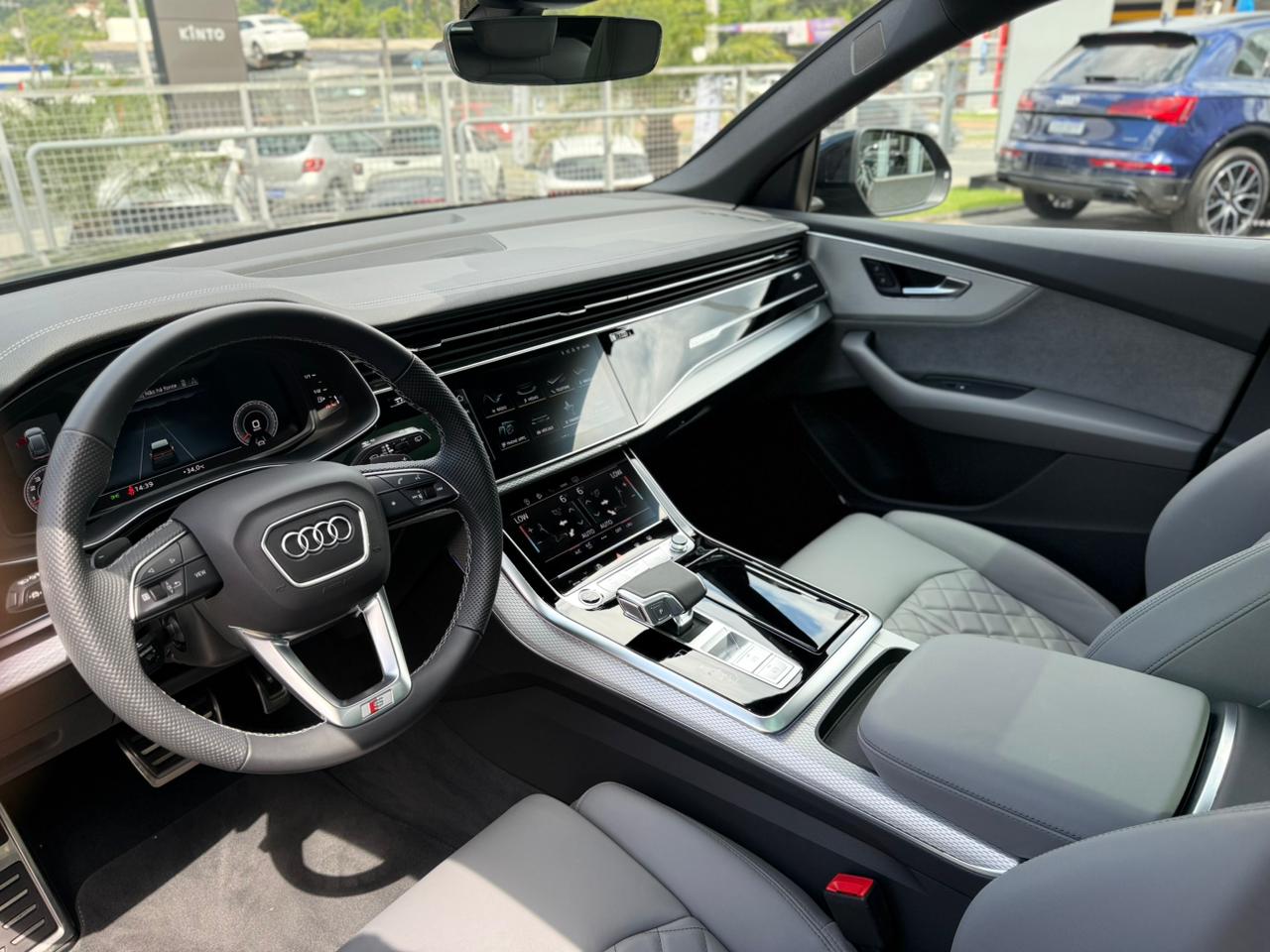audi q8 3.0 tfsi performance black quattro s tronic