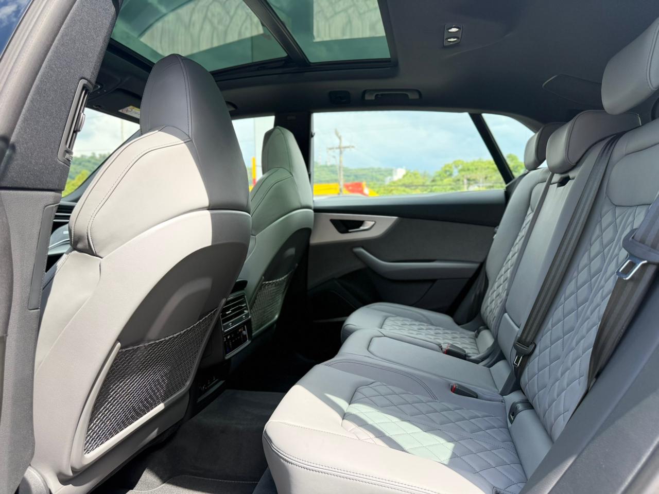 audi q8 3.0 tfsi performance black quattro s tronic