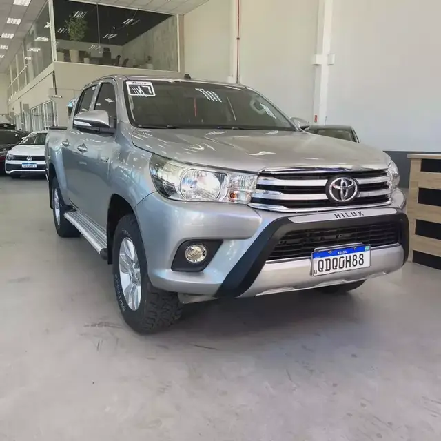 Carro Toyota Hilux Cabine Dupla 2017 Hilux 2.8 TDI STD CD 4x4