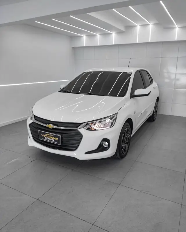 Carro Chevrolet Onix 2024 LT 1.0 Turbo
