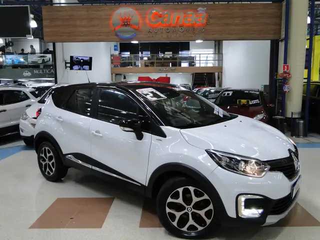 Carro Renault Captur 2021 BOSE 1.6 16v SCe CVT (Flex)