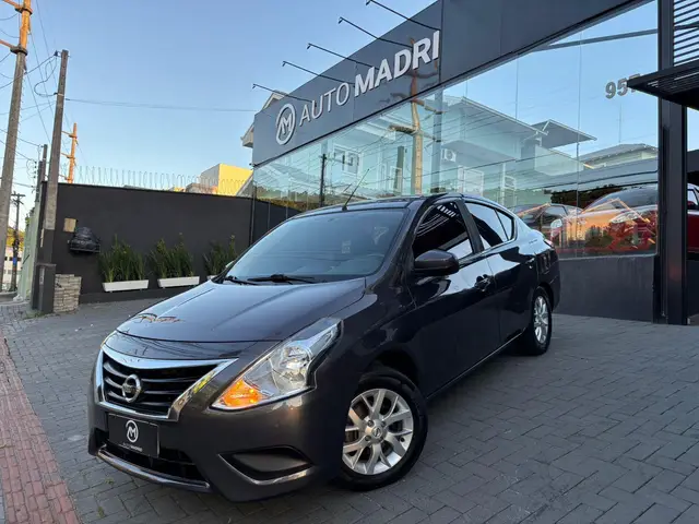 Carro Nissan Versa 2018 1.6 16V SV FlexStart CVT (Flex)