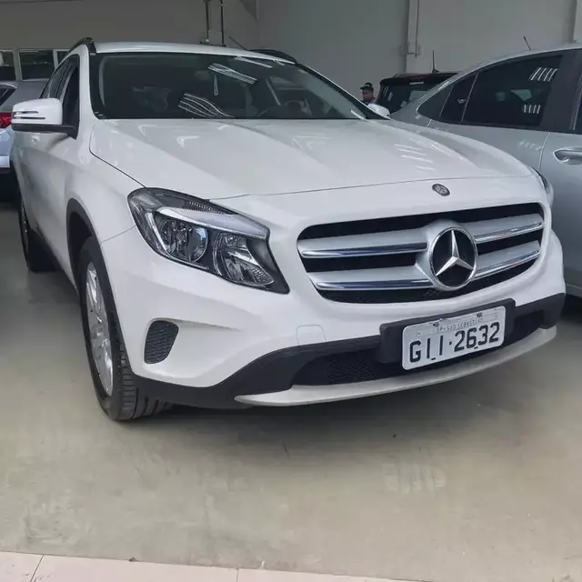 Carro Mercedes-Benz GLA 200 2017 GLA 200 1.6 Style