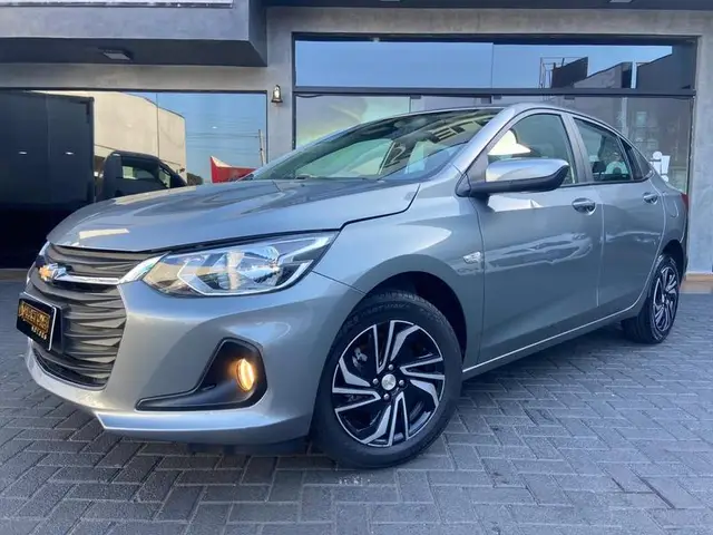 Carro Chevrolet Onix Plus 2024 LT 1.0