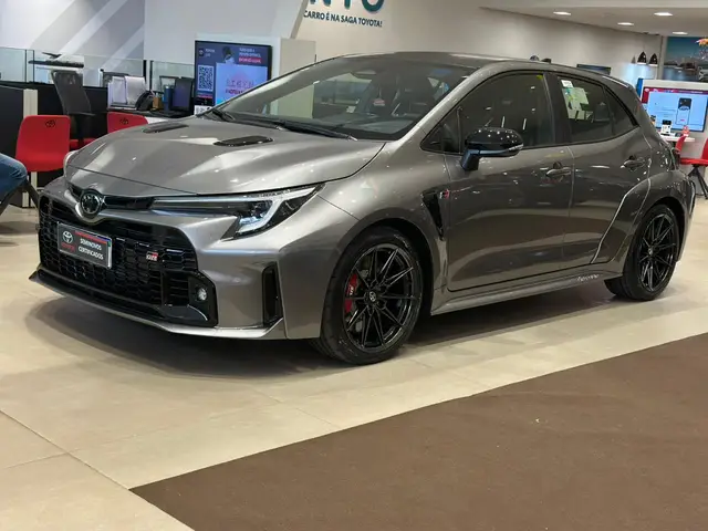 Carro Toyota GR Corolla 2024 Core 1.6 Turbo