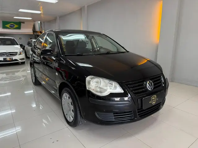 Carro Volkswagen Polo Sedan 2009 1.6 8V (Flex)