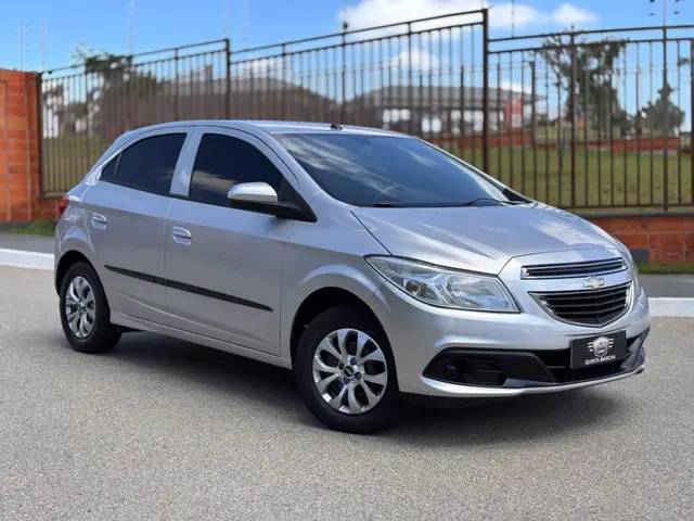 Carro Chevrolet Onix 2013 1.0 LT SPE/4