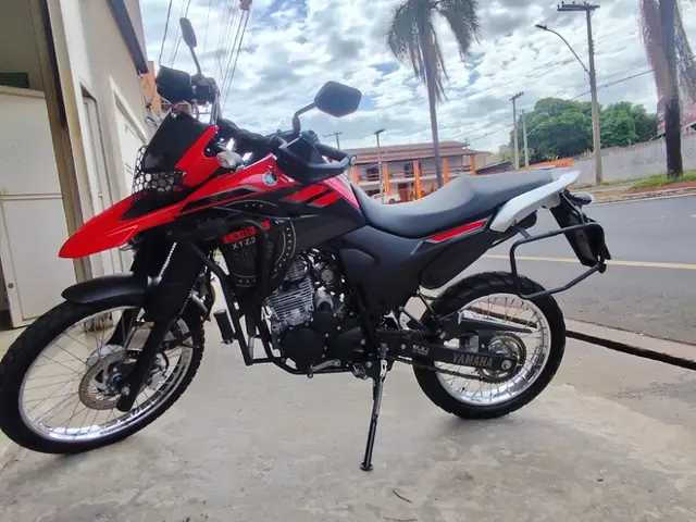 Moto Yamaha XTZ 250 Lander 2024 ABS