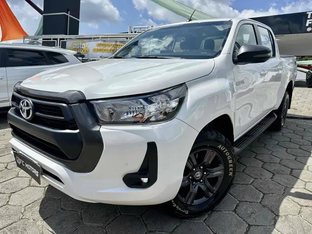 Carro Toyota Hilux Cabine Simples 2024 4x4 2.8 Diesel