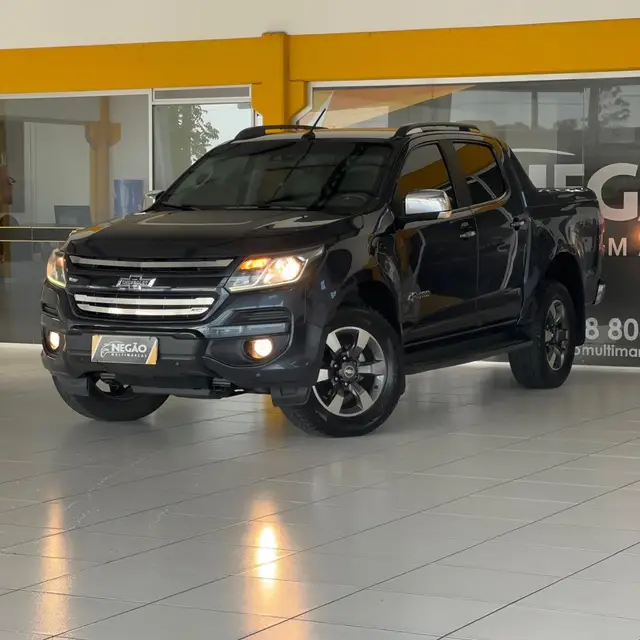 Carro Chevrolet S10 Cabine Dupla 2018 S10 2.8 CTDI 100 Years 4WD (Cabine Dupla) (Aut)