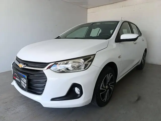 Carro Chevrolet Onix 2025 LT 1.0