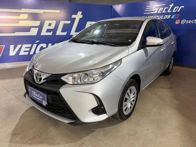 Carro Toyota Yaris 2023 XL 1.5 (Flex) (Aut)