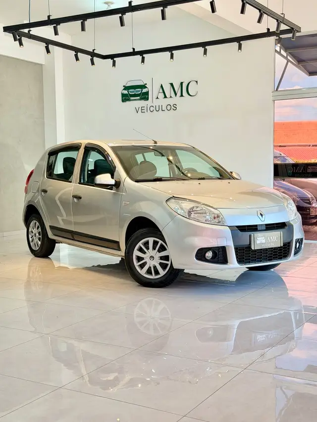 Carro Renault Sandero 2013 Expression 1.0 16V (flex)