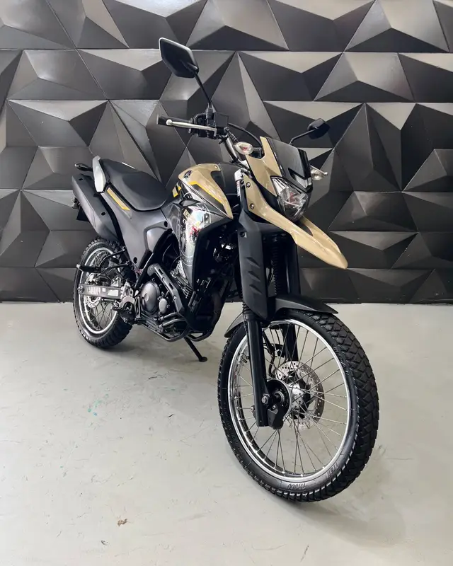 Moto Yamaha XTZ 250 Lander 2023 ABS