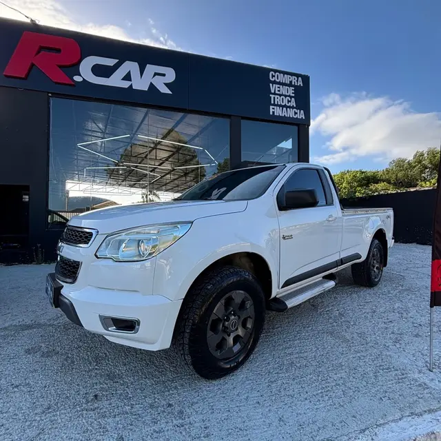 Carro Chevrolet S10 Cabine Simples 2015 S10 2.8 CTDi Cabine Simples LS 4WD