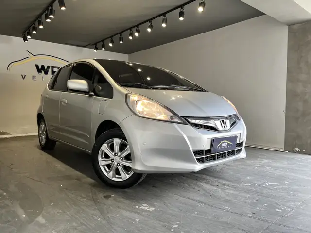 Carro Honda Fit 2013 LX 1.4 (flex)